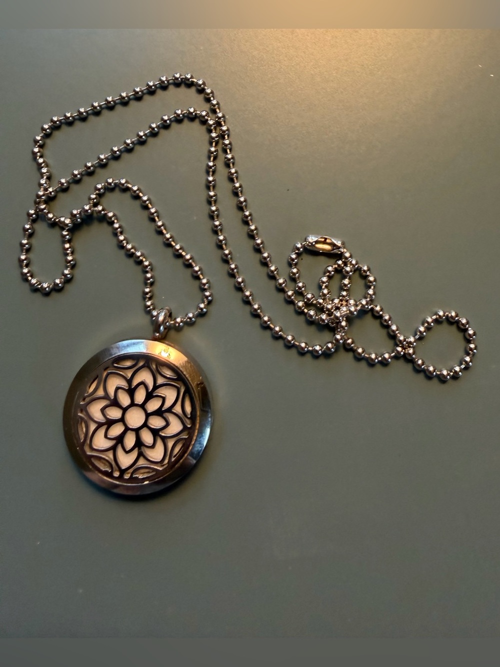 Round Floral Medallion Pendant Necklace in Gunmetal